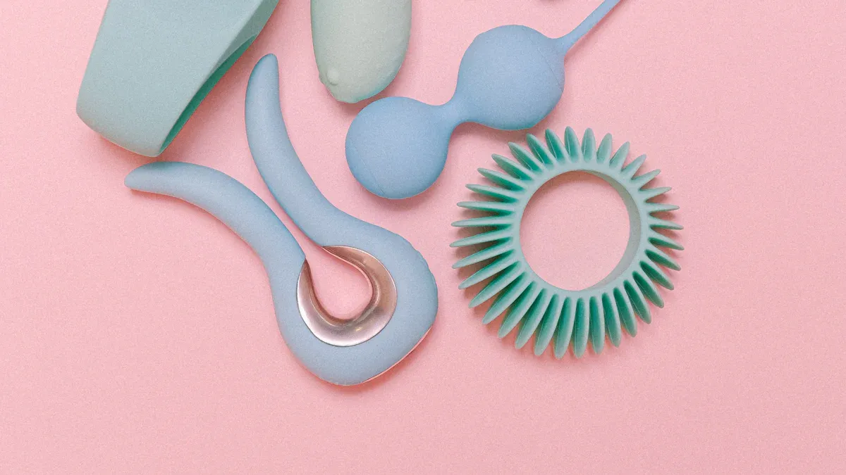 How to Mount a Suction Cup Dildo