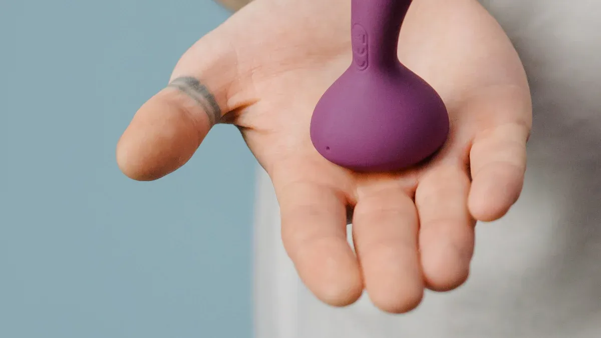Glass and Rubber Dildos Compared